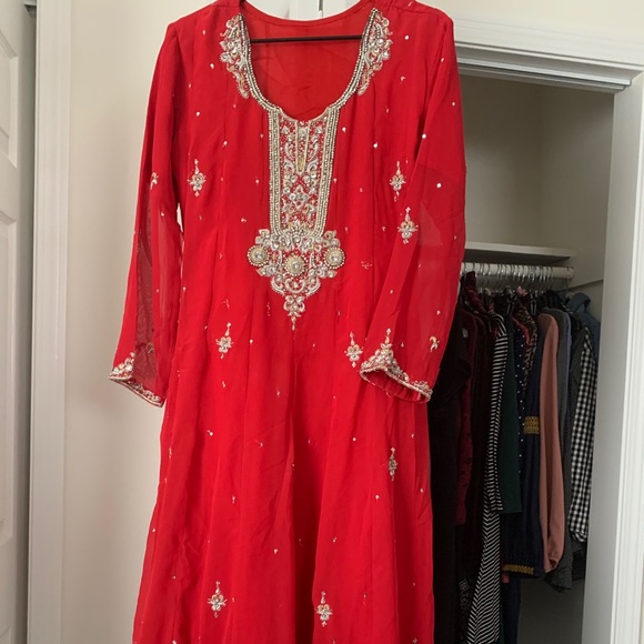 Desi Pakistani Indiani long Kurtz top with dupatta - Picture 3 of 3